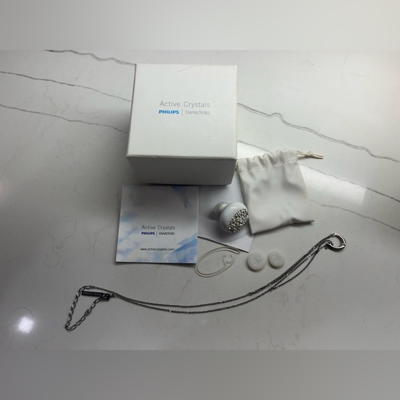 PHILIPS SWAROVSKI フィリップス スワロフスキー イヤホン Amazon.co
